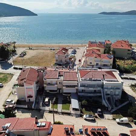 Sun & Sea Luxury Apartment Nea Peramos  Exterior photo